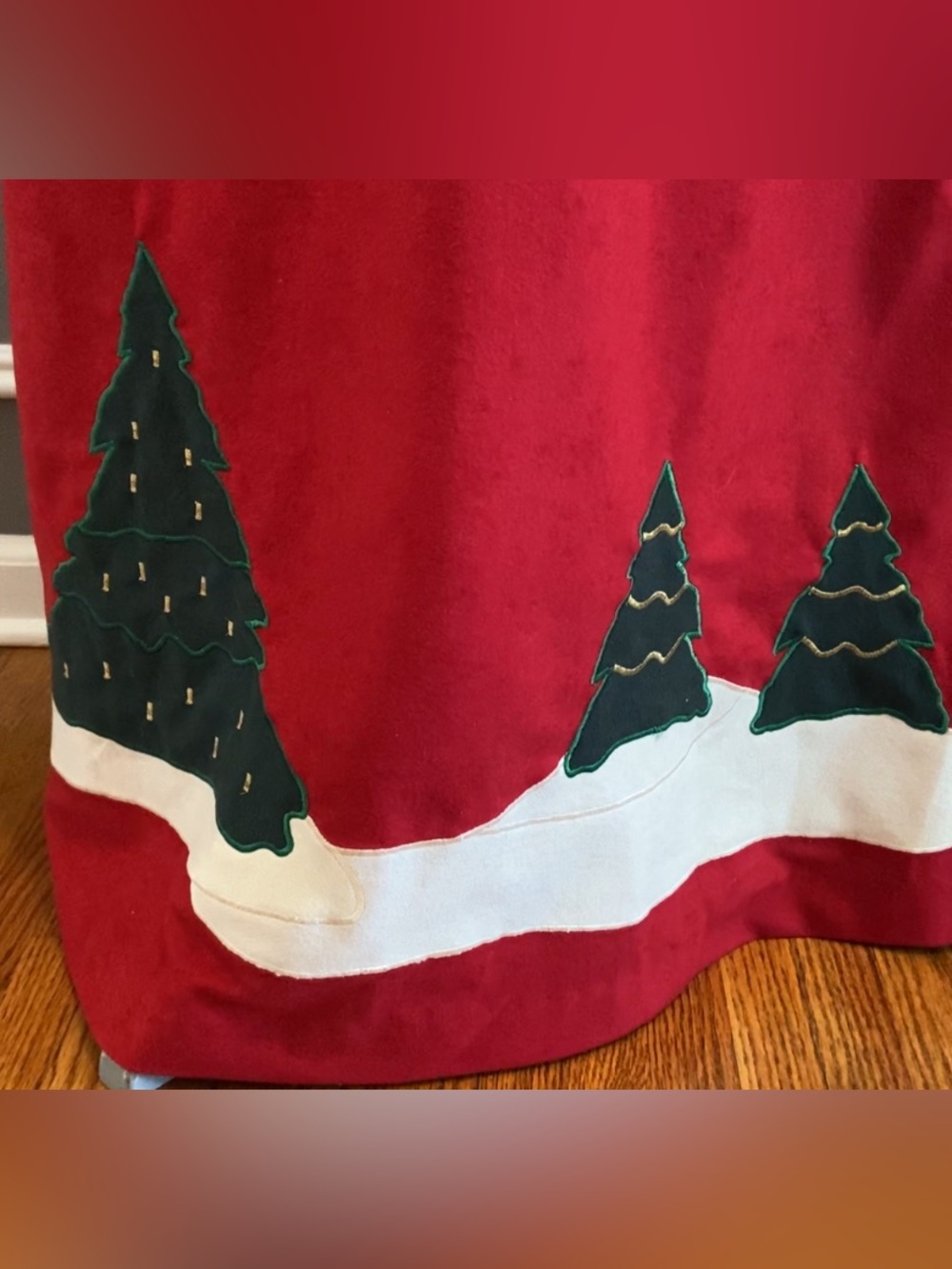 Vintage Red Maxi Skirt Christmas Tree Appliqués w/ A Snowy Hem Size M
